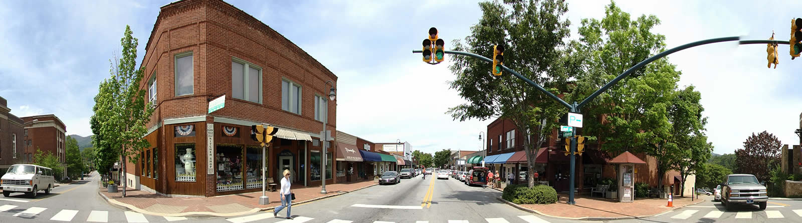 Downtown Waynesville NC - Destination Tours